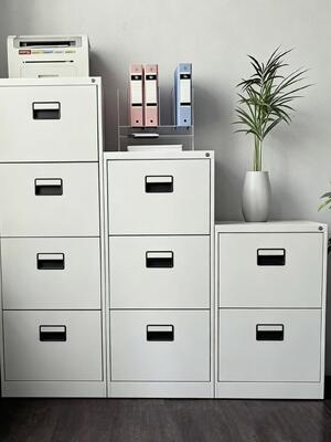4段引き出し付きA4スチール製ファイリングキャビネット（ロック付き、FCハンギングファイル収納、オフィス書類整理用）